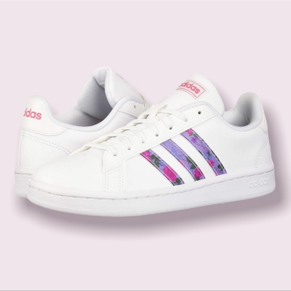 NIB Adidas Women’s Grand Court